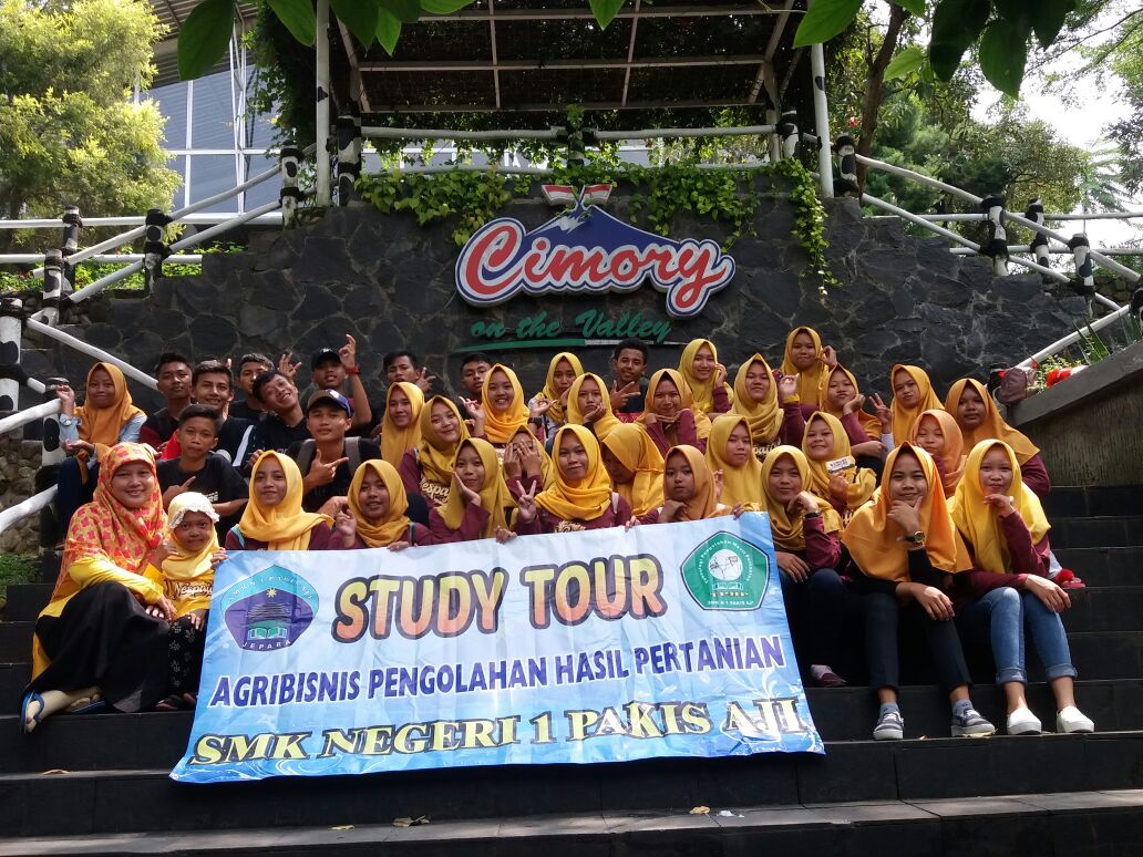 Study Tour Agribisnis Pengolahan Hasil Pertanian SMK Negeri 1 Pakis Aji