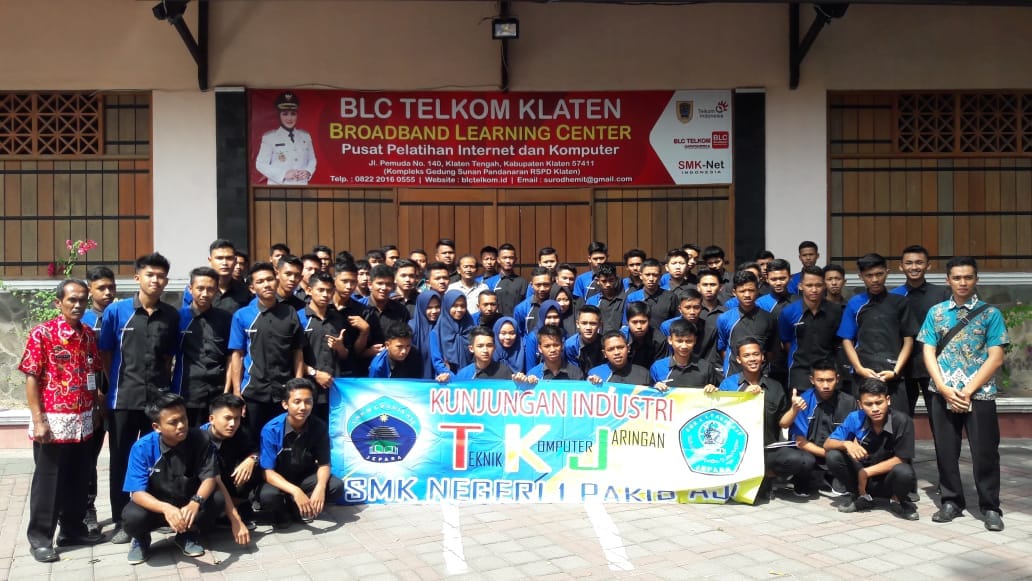 Kunjungan Industri TKJ di BLC Telkom Klaten